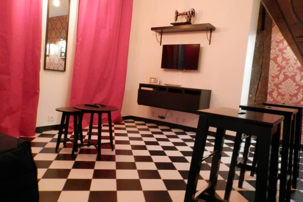 Studio Bistrot Baroque Centre Ville Historique トロワ エクステリア 写真